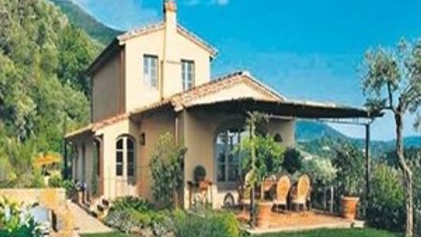 Kibariye'nin Kocaeli'deki evi 600 bin TL'den satışa çıktı!