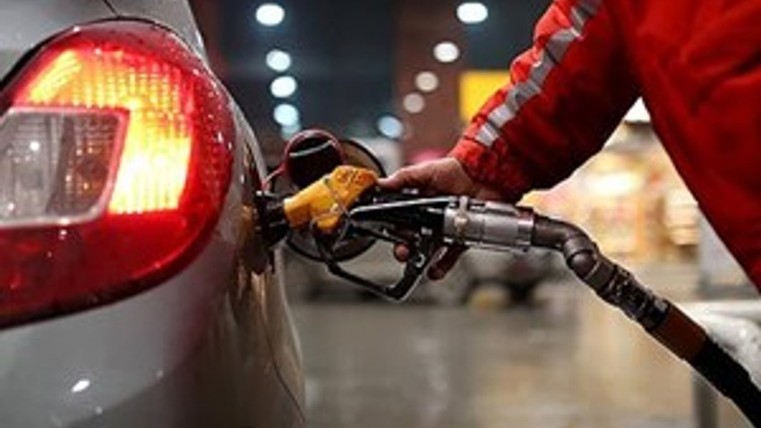 Düşmeyen benzin fiyatlarına devlet eli