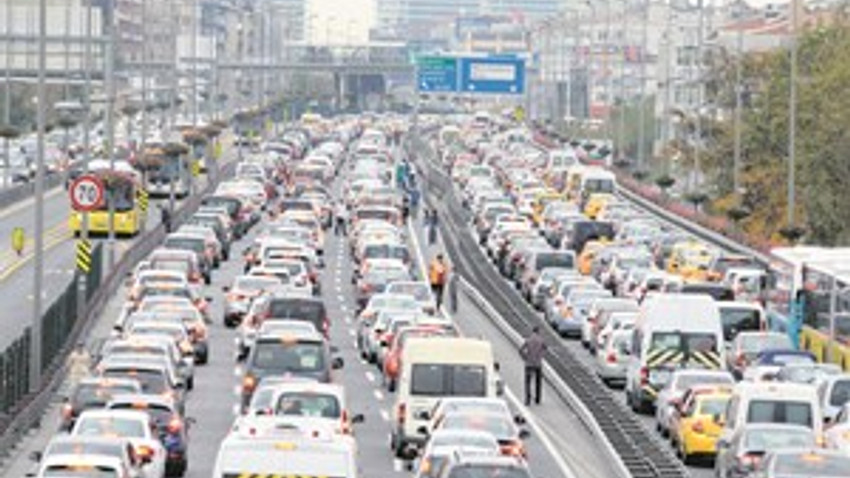 İstanbul'a büyük müjde! Trafik derdi azalıyor