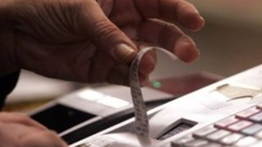 Pizza siparişi için teslimat fişi diye senet imzalattılar