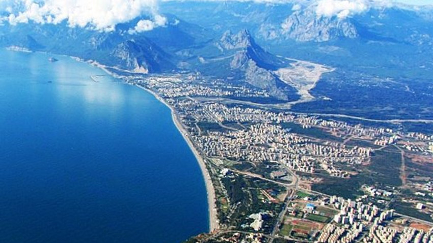 Antalya'da 24,5 milyon TL'ye 3 arsa!