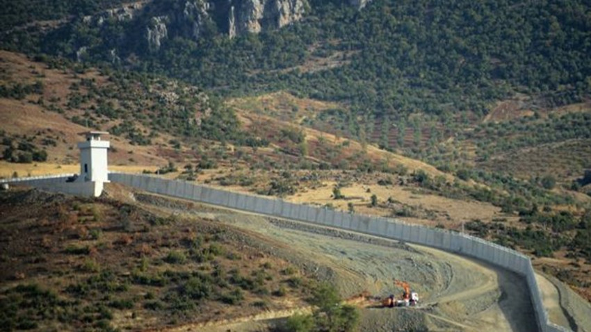 Hatay'dan Kilis'e kadar 911 kilometre güvenlik duvarı örüldü