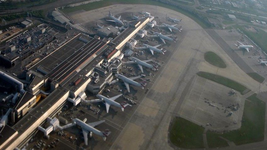 Londra'nın en işlek havalimanı genişletiliyor