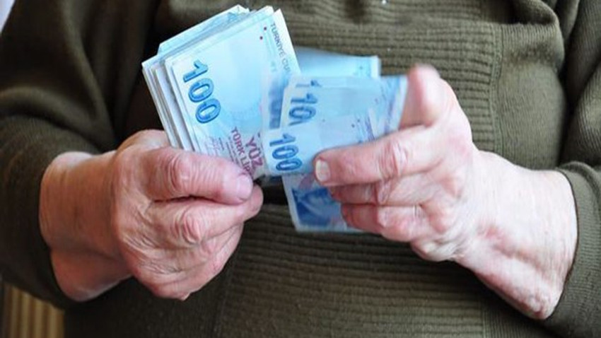 Emekliye yeni yıl müjdesi! En düşük maaş 1.752 lira olacak