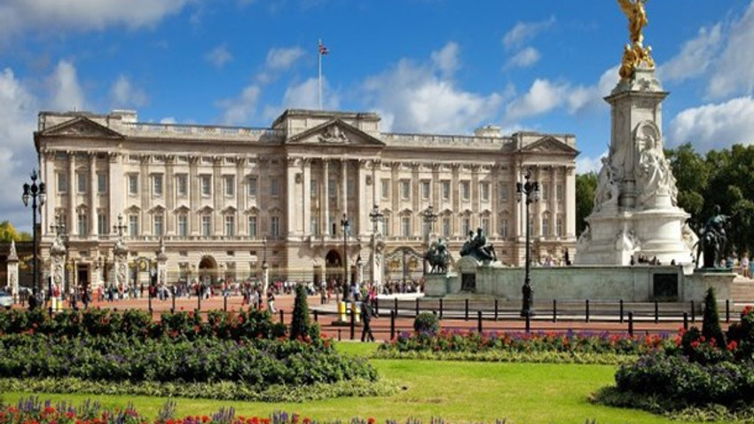 Buckingham Sarayı 10 yıl boyunca restore edilecek