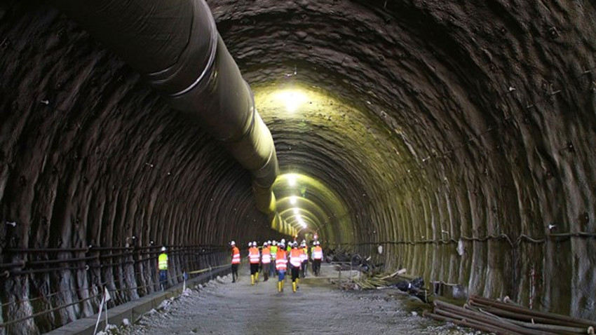 Dünyanın en uzun ikinci tüneli inşa ediliyor