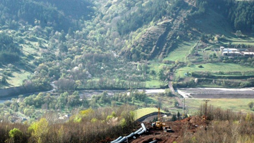 Gürcistan'da kalan Türk toprağı 40 yıl sonra geri alındı