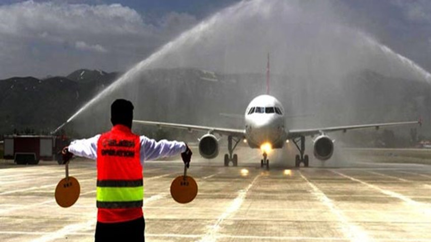 Hakkari'de havalimanı heyecanı