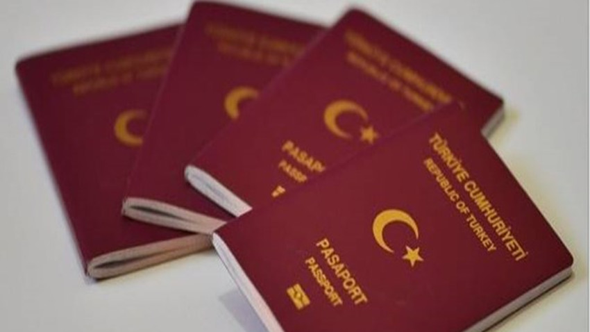Ukrayna vatandaşlarının Türkiye'de vizesiz kalma süresi uzatıldı