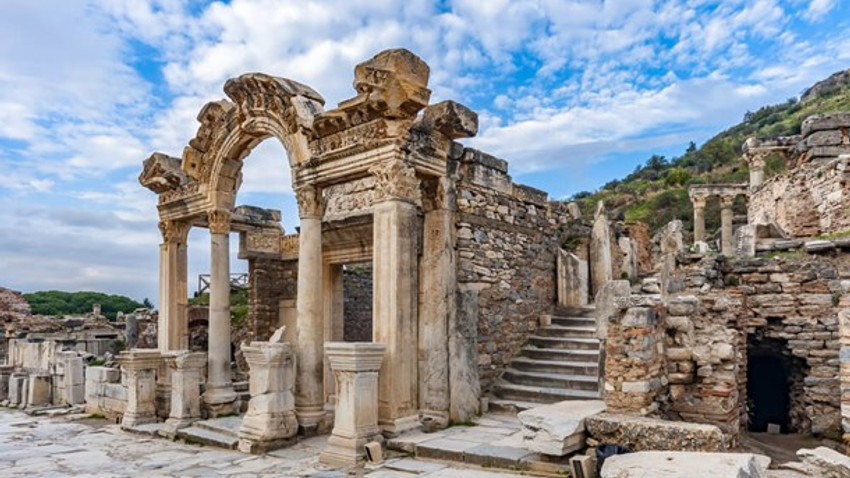 Efes denizle buluşuyor! İlk ihaleye 53 teklif