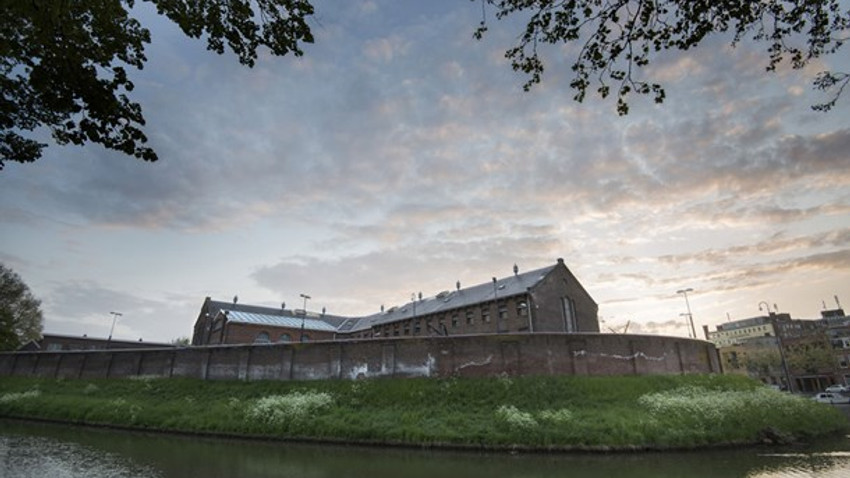 Yeni dizi için Amsterdam'da hapishane kapatıldı