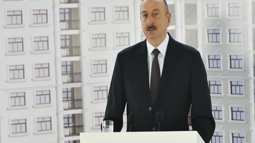 Aliyev'den 255 gazeteciye ev hediyesi!