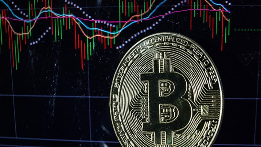 Bitcoin son bir yıldır ilk kez 5 bin doların altına geriledi