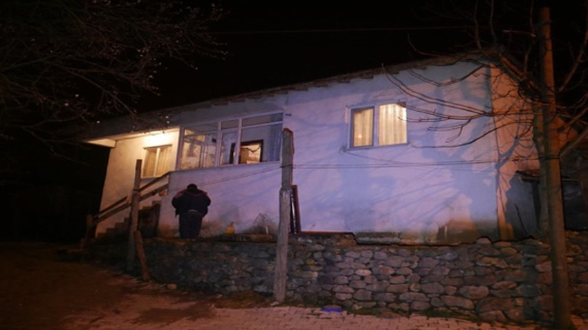 GÜNCELLEME - Sevdiği kızı vermeyen ailenin evini bastı: 3 ölü, 4 yaralı