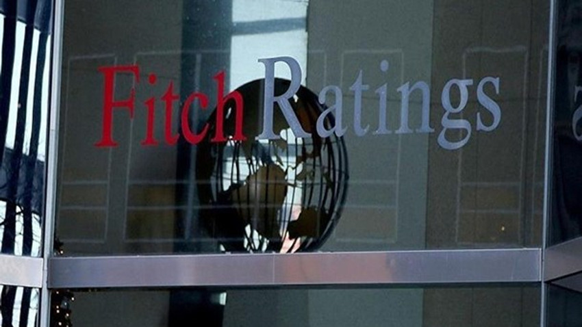 Fitch 25 Türk Bankasını 'negatif izlemeye' aldı