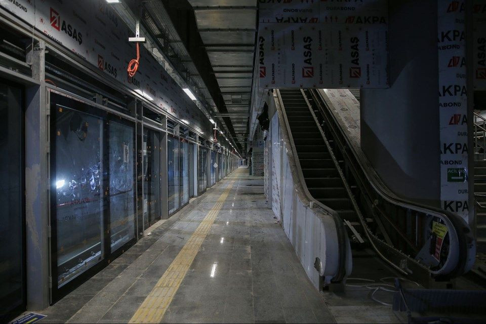 İstanbulların beklediği o metroda ilk araç rayda! - Sayfa 1