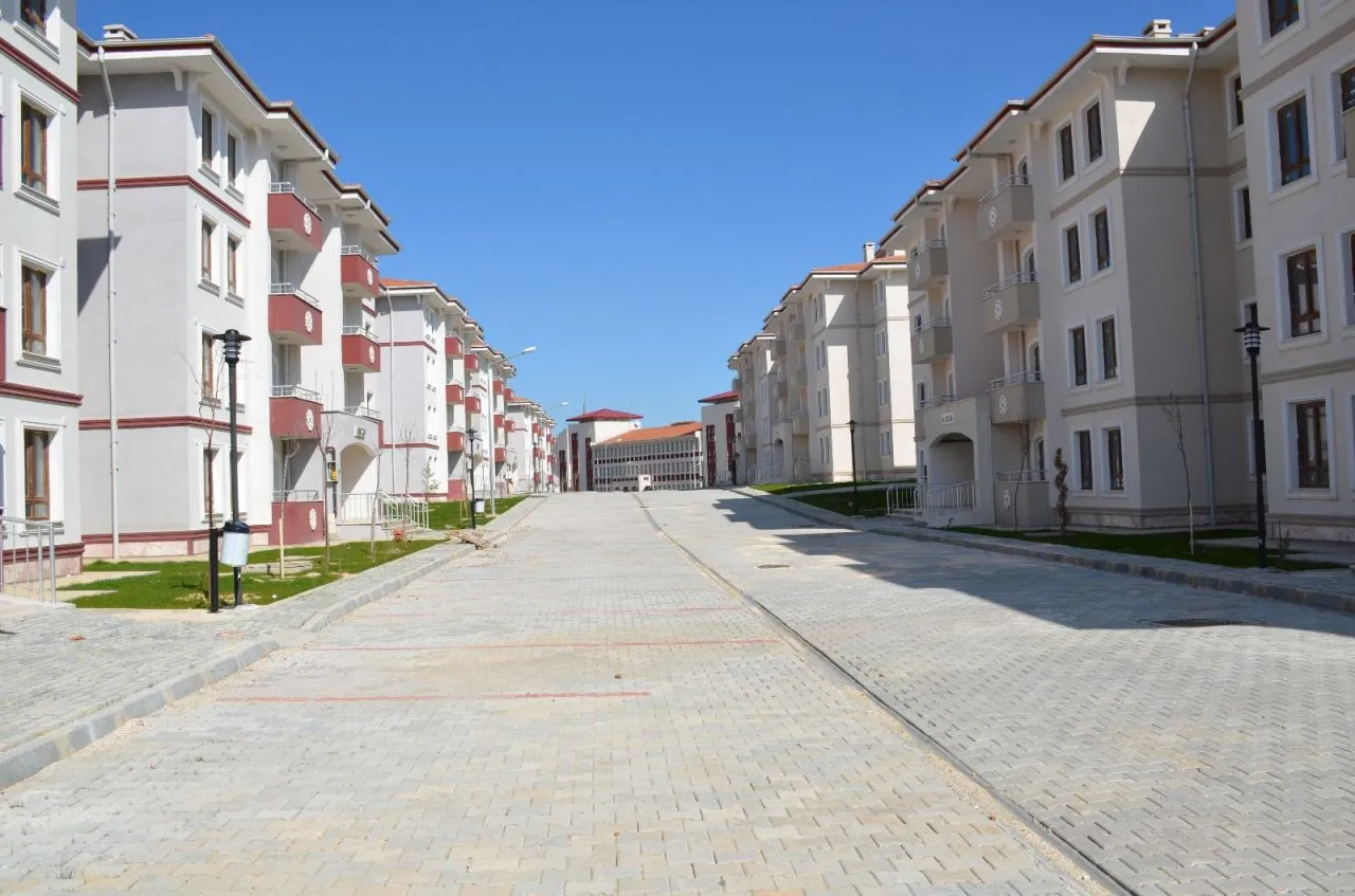 Dar gelirli vatandaş 'ev'e koştu! 250 bin başvuru