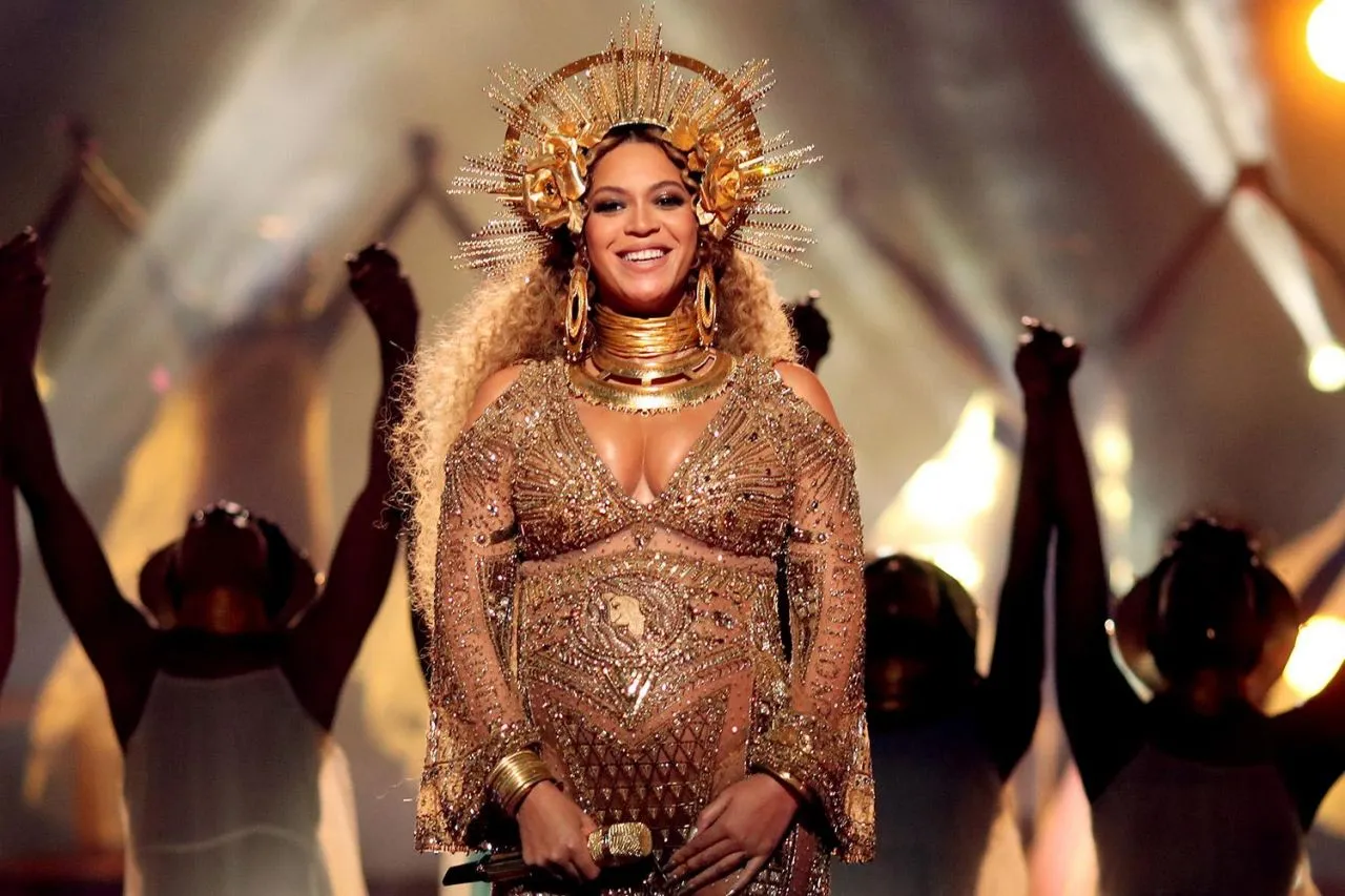 Beyonce 26 milyon dolara yazlık aldı