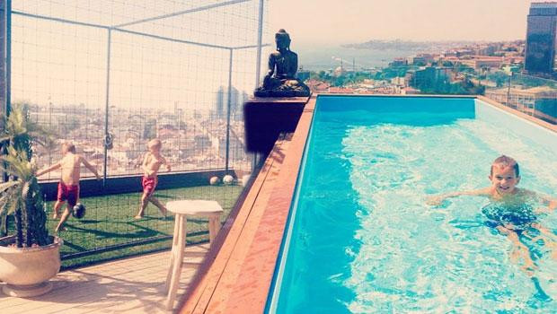 Evlerinde halı saha da yüzme havuzu da var! İşte Sneijder ve Yenge'nin evi! - Sayfa 1