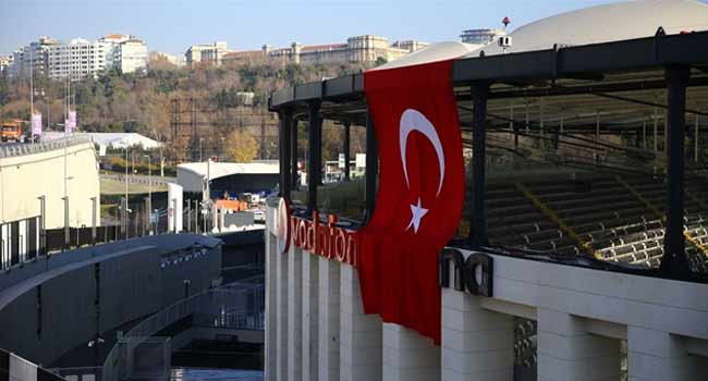 Vodafone Arena Türk bayraklarıyla donatıldı! - Sayfa 2