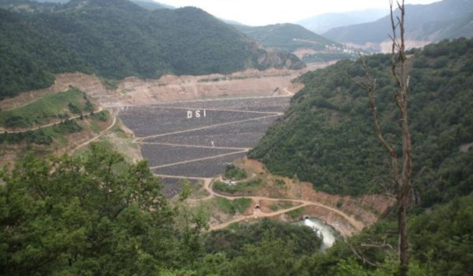 7 yıllık baraj faaliyete geçmeyi bekliyor! - Sayfa 1
