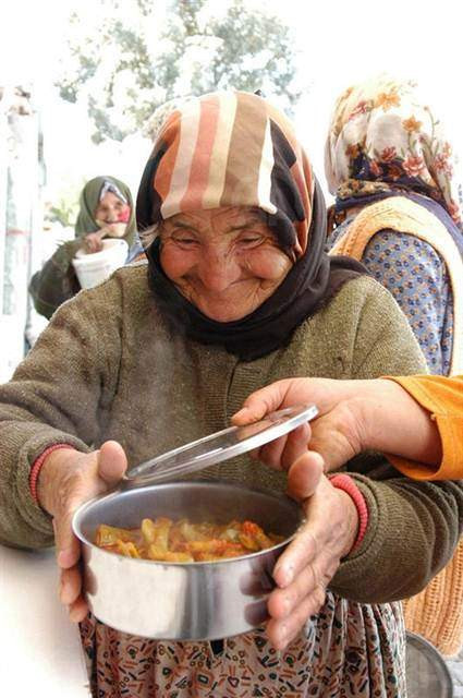 Emekliye yüzde yüz zam müjdesi! - Sayfa 1