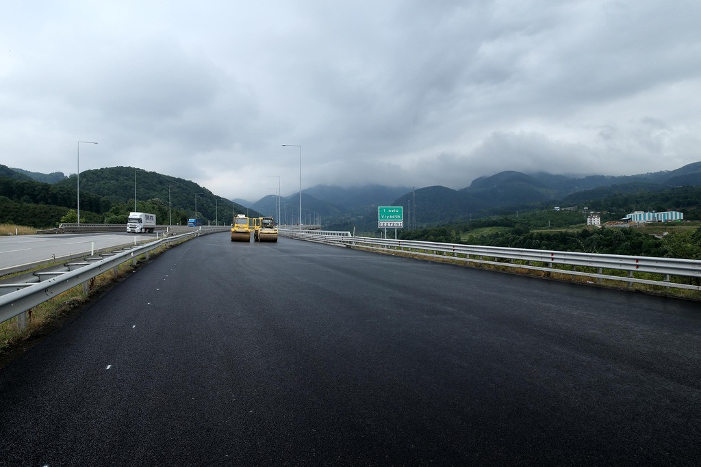 Bayram öncesi müjde! Bolu Dağı Tüneli trafiğe açıldı! - Sayfa 1