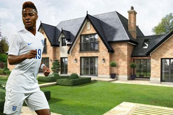 Dünyaca ünlü İngiliz futbolcu Raheem Sterling'in evi olay oldu! - Sayfa 1
