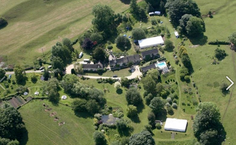 İngiliz şarkıcı Lily Allen malikanesini satıyor - Sayfa 2