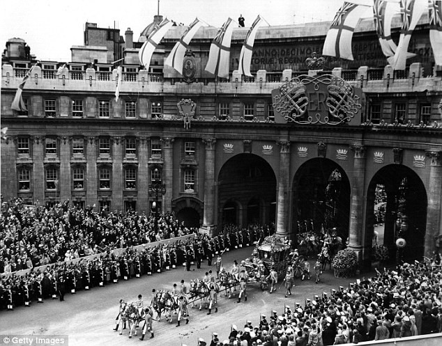Londra'nın tarihi binası Admiralty Arch satışa çıktı - Sayfa 2