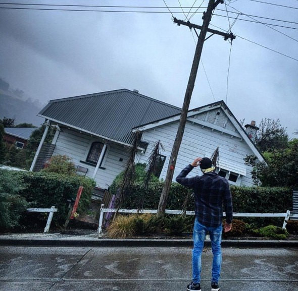 Bu evlerin tamamı 19 derece eğik! - Sayfa 4