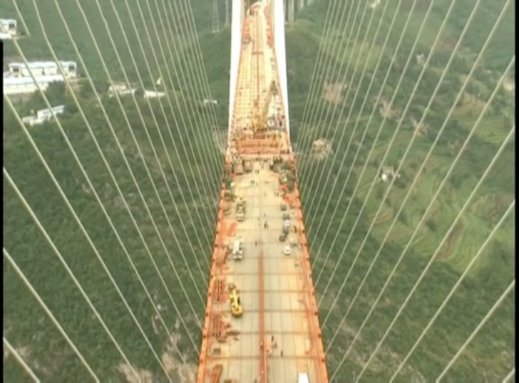 Çin'de bulunan dünyanın en yüksek köprüsü açıldı - Sayfa 2