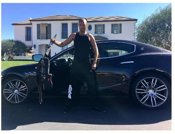 Seksi mahkûm olarak ün kazanan Jeremy Meeks evinin kapılarını açtı - Sayfa 3