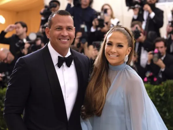 Jennifer Lopez'in New York'taki yeni saray yavrusu